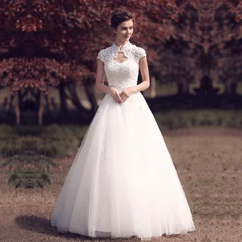 היופי אמילי לבן תחרה חרוזים אגסים שמלות כלה 2020 רשמית מסיבת חתונה שמלות Vestido De נוביה חשופת גב או צוואר